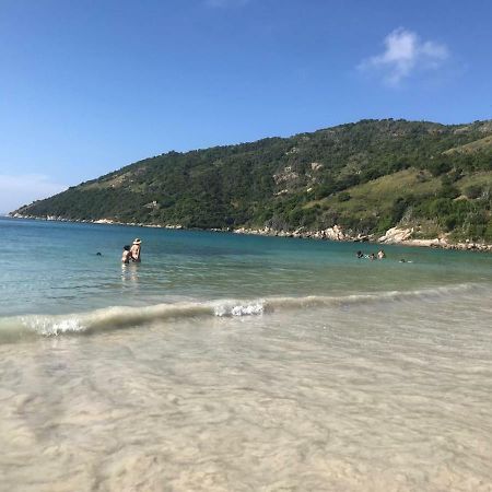 Localizado A 50 M Da Praia, Na Prainha De Арраял-ду-Кабу Экстерьер фото